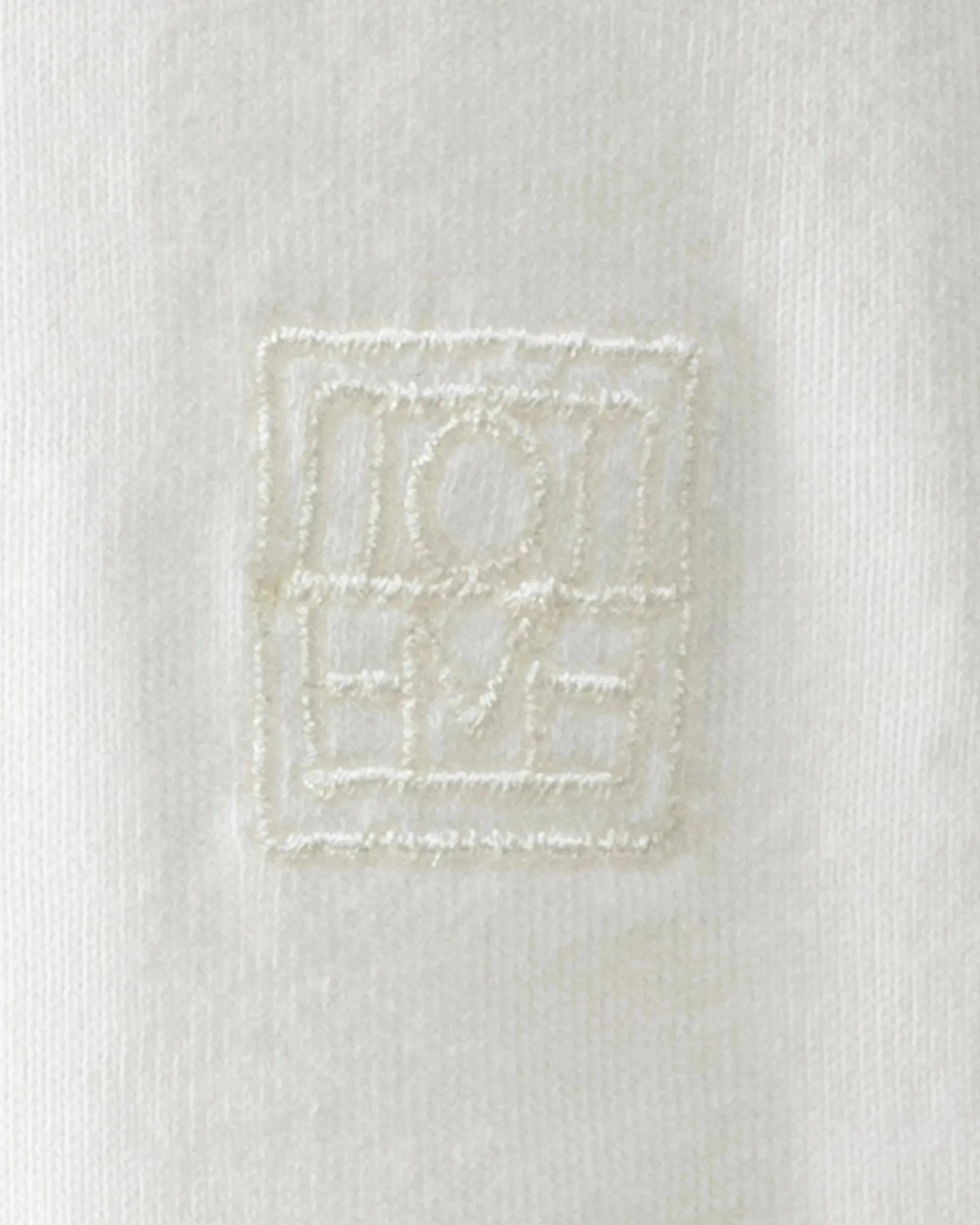 Curved Seam T-shirt
