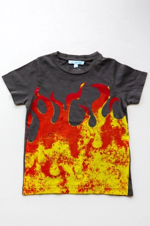 lucky fish on lost & found tee charcoal on fire